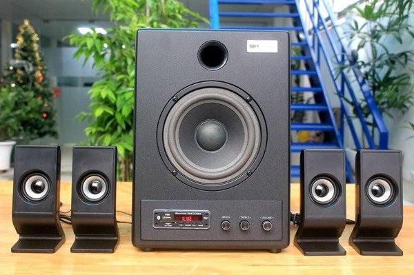 Hướng dẫn chọn mua loa vệ tinh